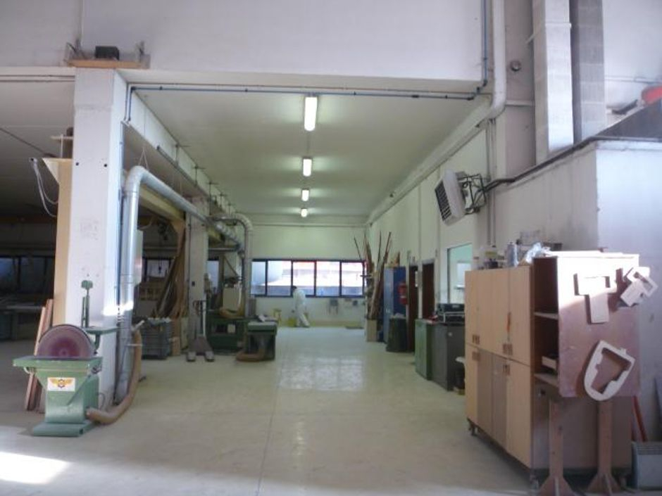 #8752 Capannone produttivo con terreno edificabile in vendita - foto 5