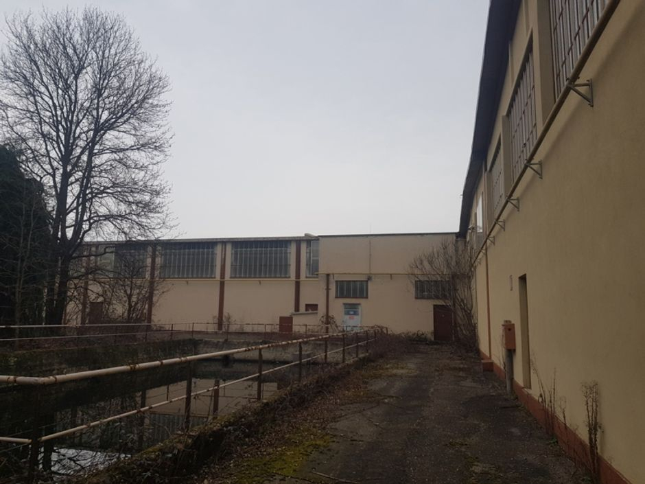 #8771 Due capannoni industriali in vendita - foto 2