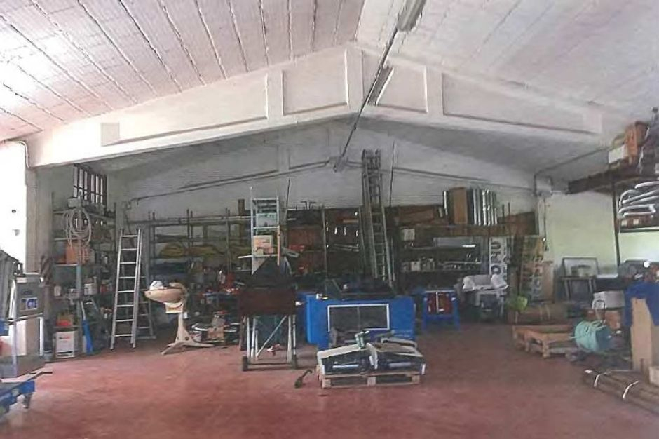 #8872 Capannone con uffici e servizi in vendita - foto 4