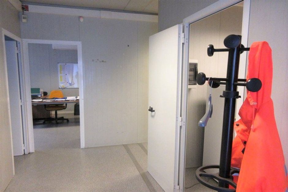 #8882 Porzione di capannone con box prefabbricato in vendita - foto 10