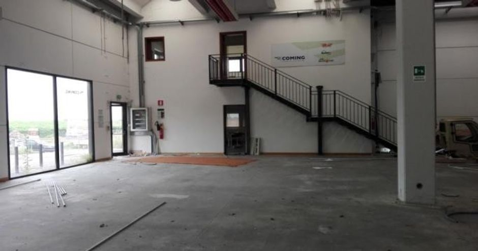 #8887 Capannone produttivo di 1140 mq con capacità edificatoria residua in vendita - foto 3