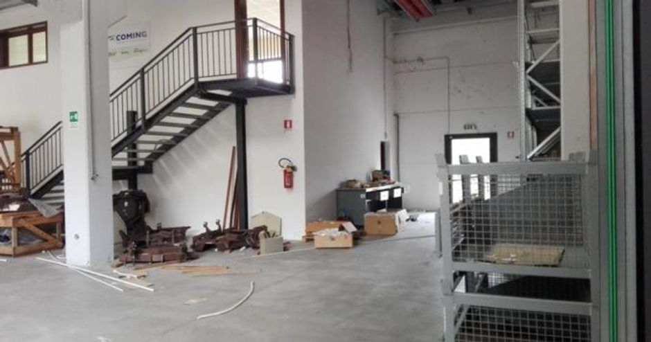 #8887 Capannone produttivo di 1140 mq con capacità edificatoria residua in vendita - foto 4