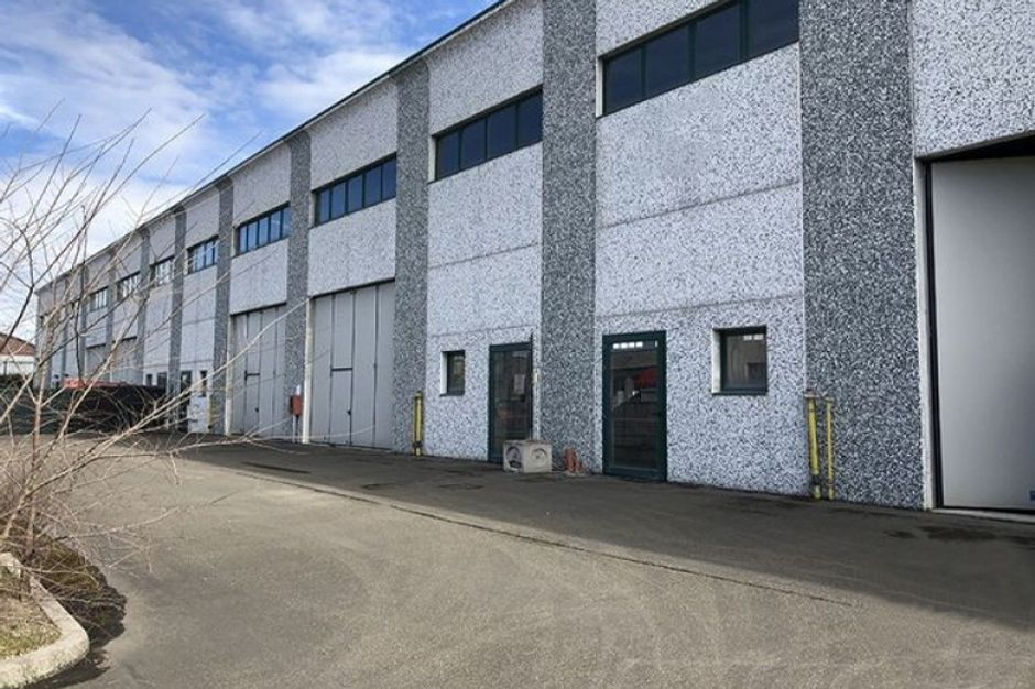 #8976 Capannone artigianale al grezzo arretrato in vendita - foto 1