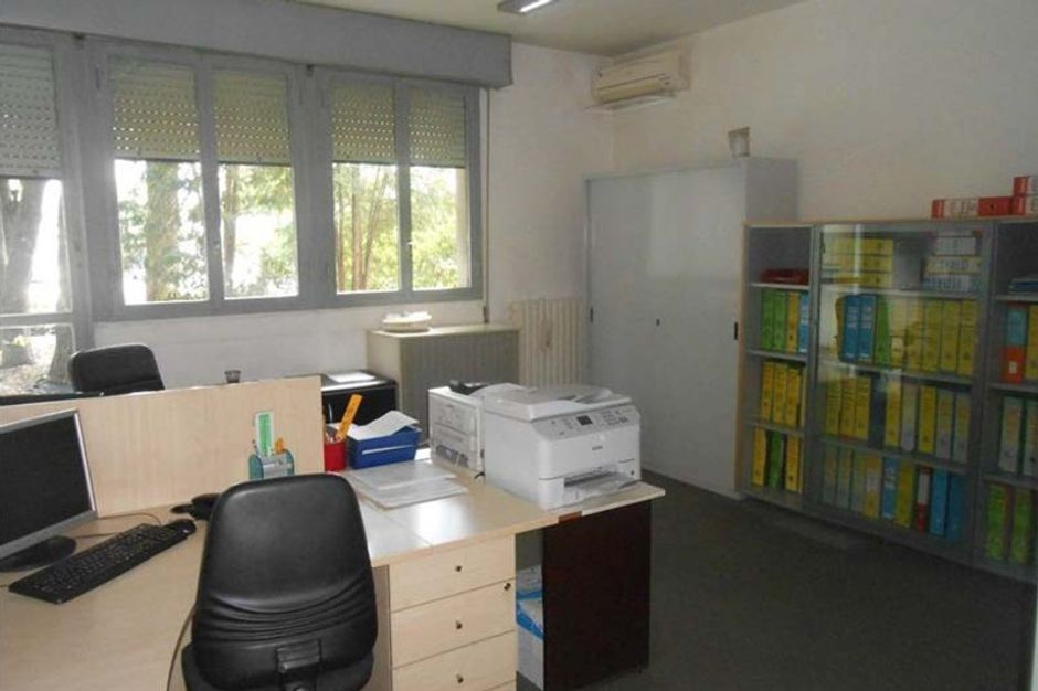 #9053 Capannone con palazzina uffici e abitazione custode in vendita - foto 10