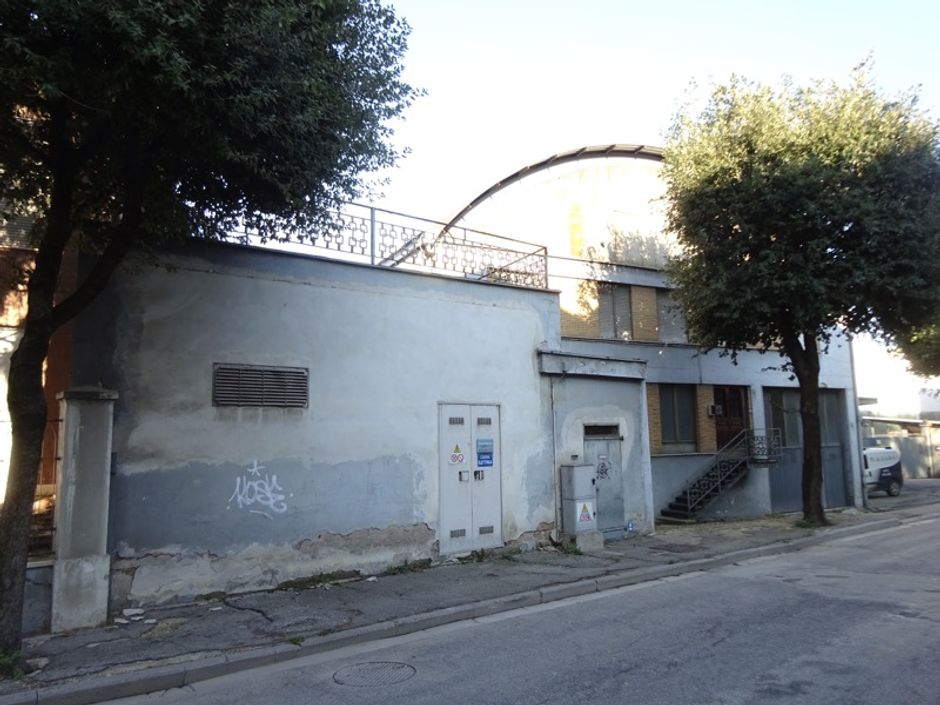 #9068 Complesso industriale con Piano di recupero in vendita - foto 2