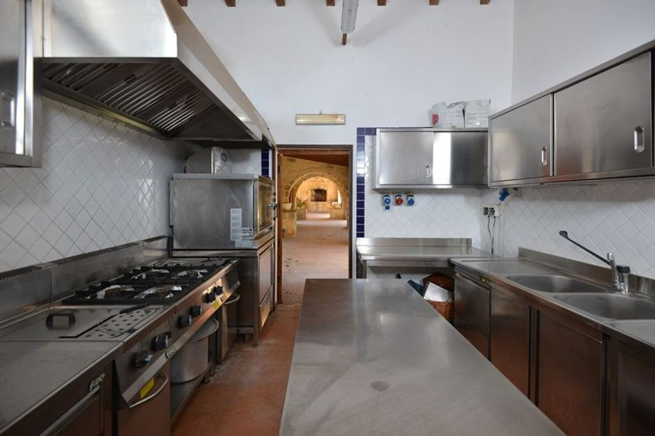 #9124 Agriturismo ristrutturato con terreno agricolo in vendita - foto 8