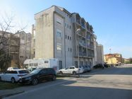 Immagine n1 - Tres apartamentos y tres garajes avanzados sin terminar (parte 696) - Asta 9264