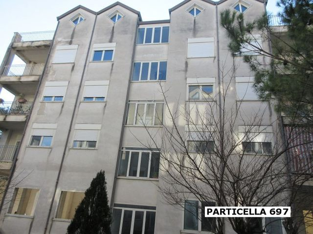 Palazzi in vendita