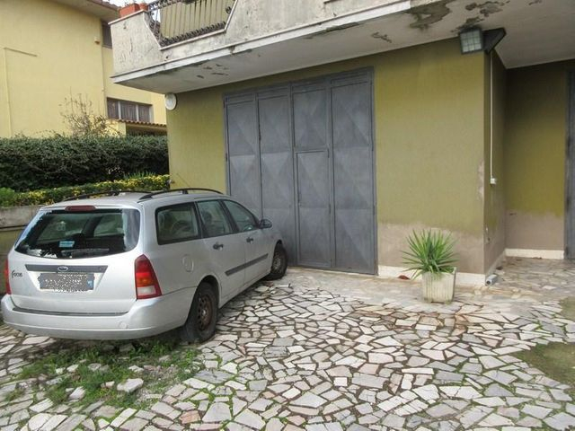 Pertinenze in vendita
