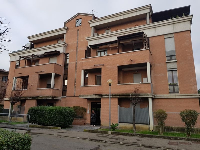 Garage in vendita