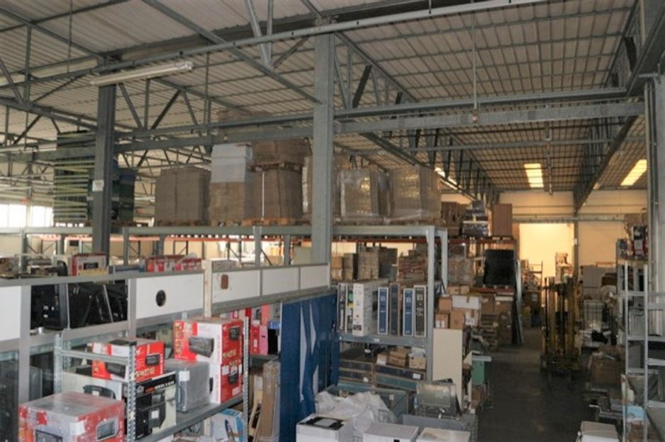 #9378 Capannone produttivo con alloggio custode in vendita - foto 4