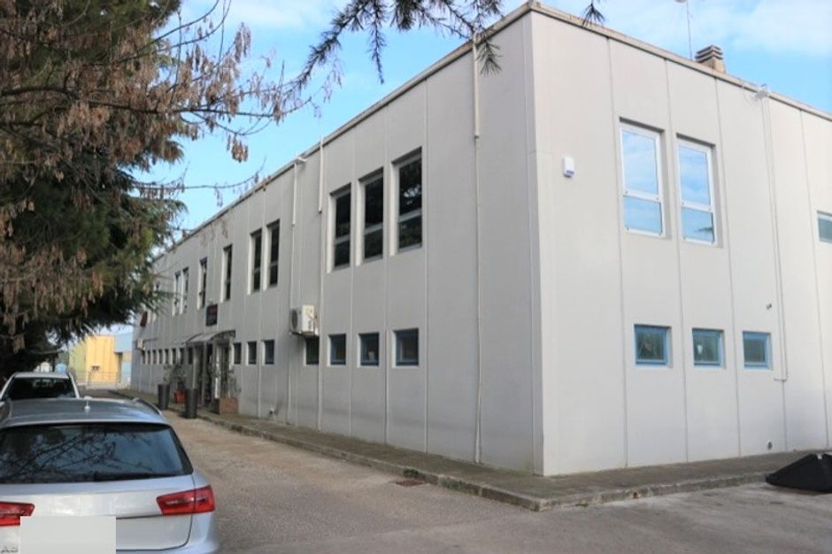 #9378 Capannone produttivo con alloggio custode in vendita - foto 7