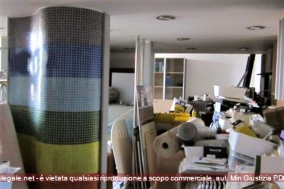 #9382 Laboratorio con corte in vendita - foto 5