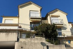 Second floor apartment - Lot 9454 (Auction 9454)