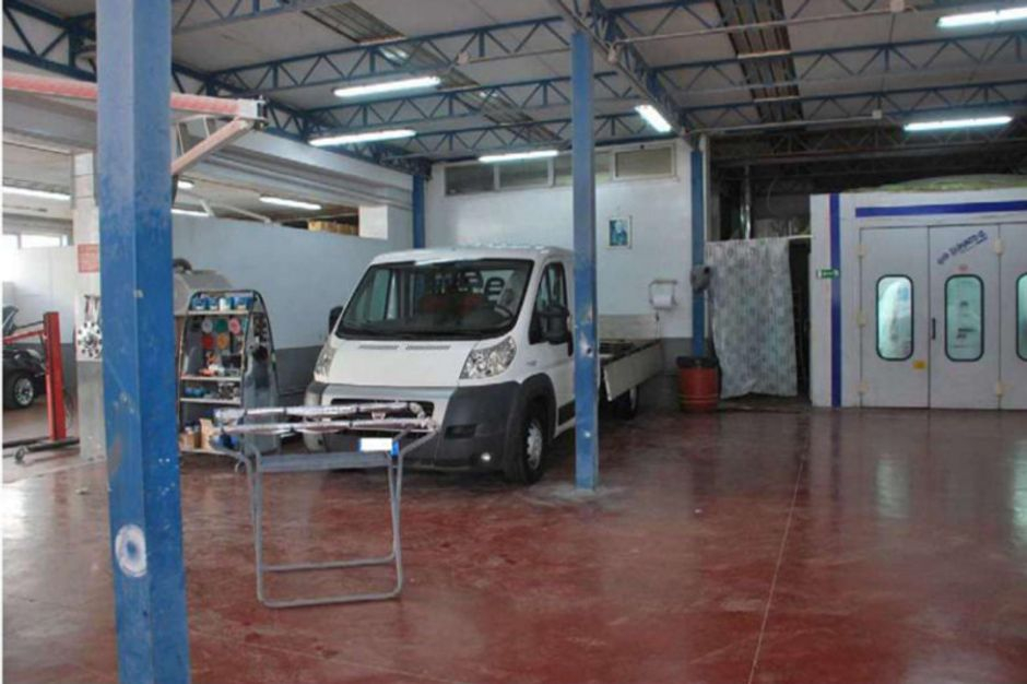 #9532 Complesso commerciale per autosalone e officina in vendita - foto 6