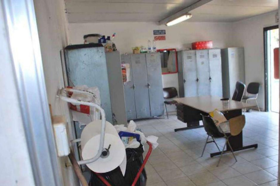 #9533 Complesso commerciale per carrozzeria e officina in vendita - foto 9