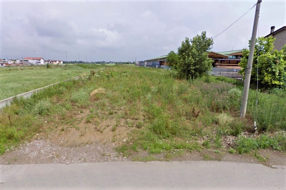 #9569 Complesso industriale con aree pertinenziali e terreno in vendita - foto 10