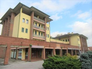 Immobili commerciali in vendita