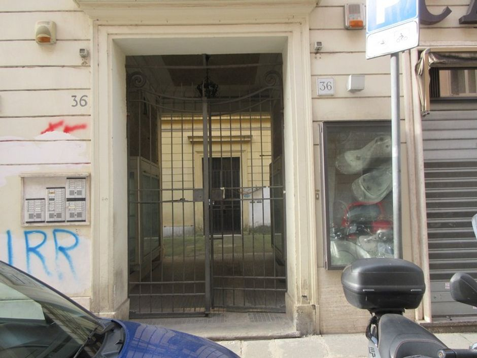 #9676 Deposito al piano terra in vendita - foto 10