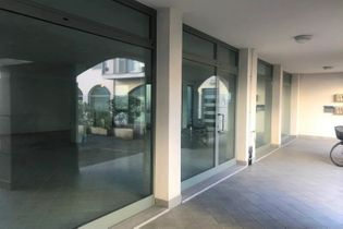 Immobili commerciali in vendita