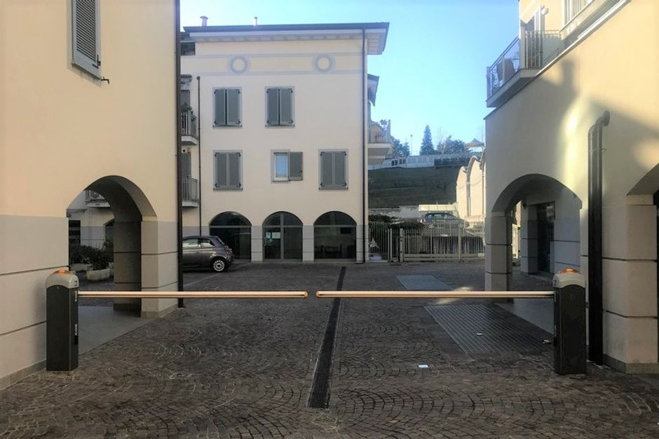 #9688 Negozio con autorimessa in centro storico in vendita - foto 12