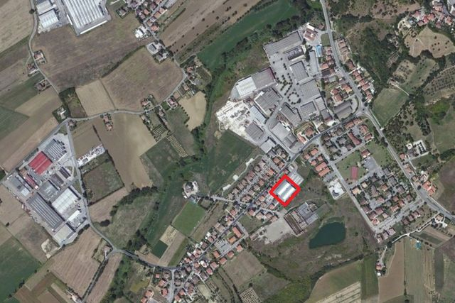 Negozi in vendita