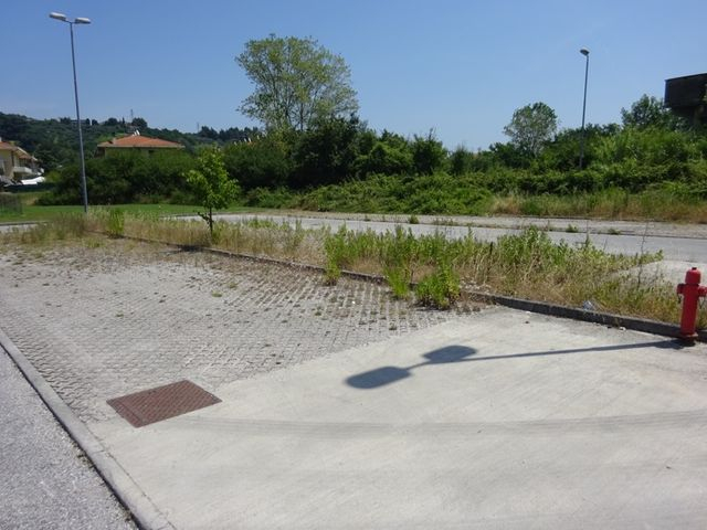 Negozi in vendita
