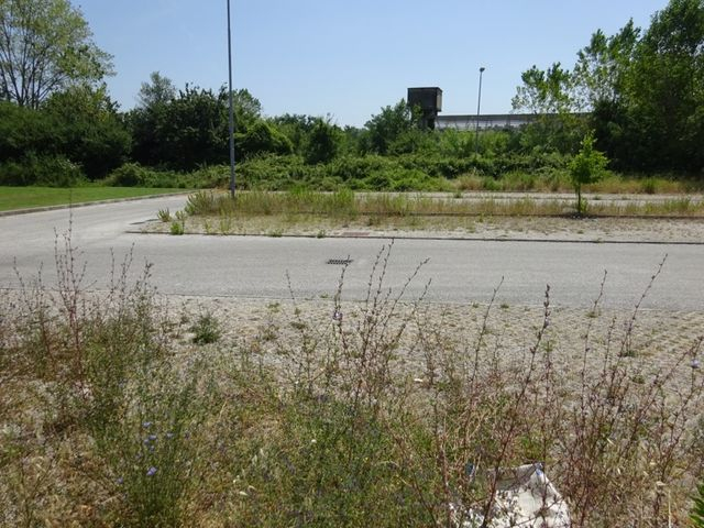 Negozi in vendita