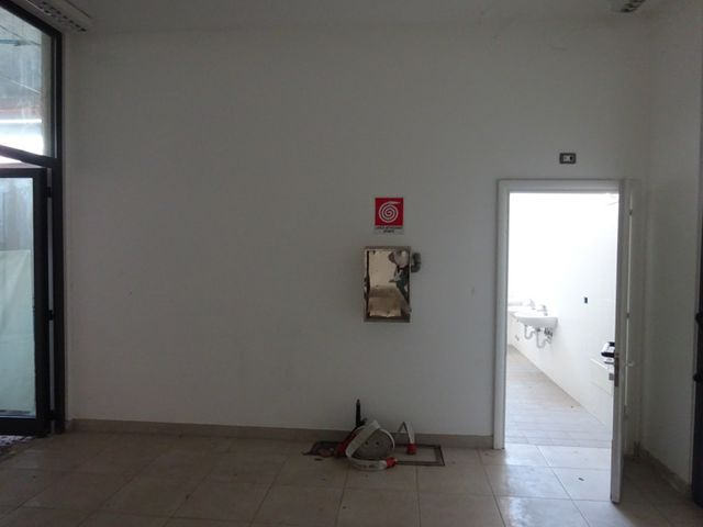 Negozi in vendita