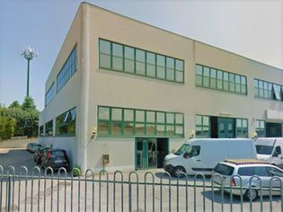 Immobili commerciali in vendita