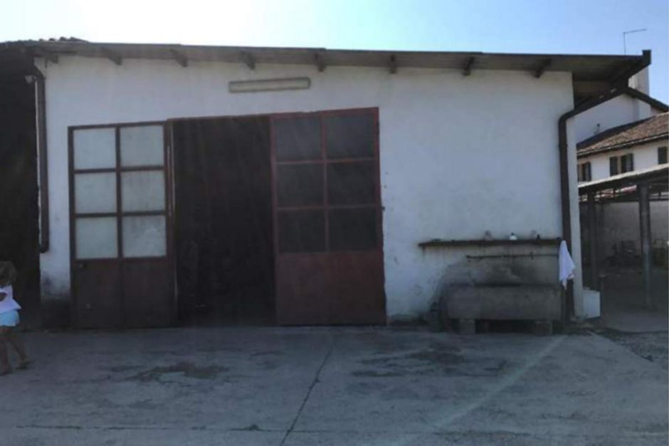 #9839 Ricovero agricolo con officina in vendita - foto 6