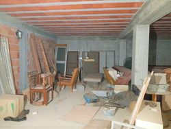 Raw warehouse in the basement - Lot 9925 (Auction 9925)