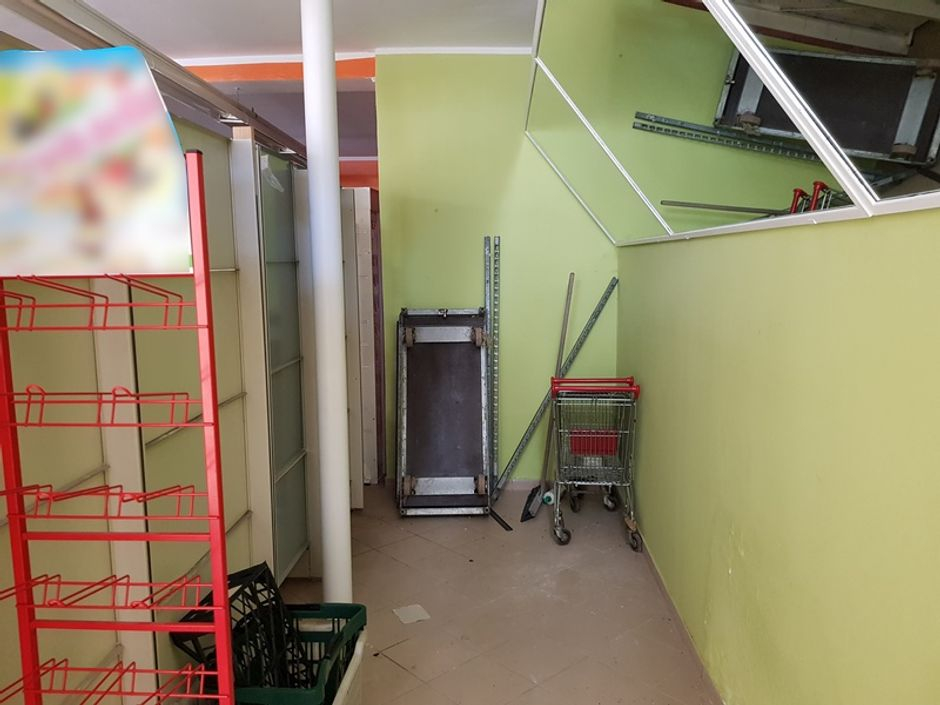 #9926 Locale commerciale duplex con deposito in vendita - foto 7