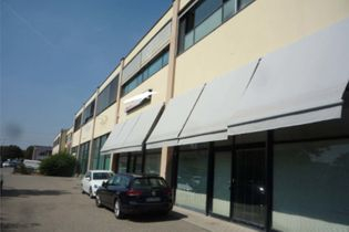 Immobili commerciali in vendita