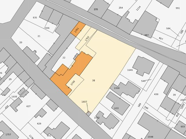 Palazzi in vendita